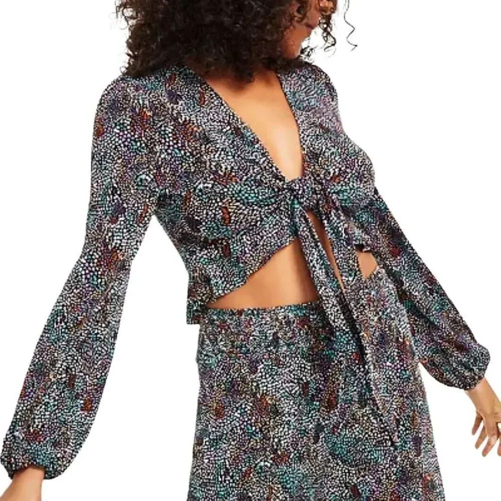 Bar III Tie Front Ruffle V Neck Balloon Sleeves Crop Top Size Large
